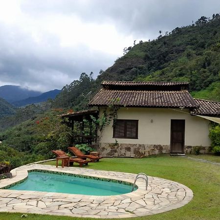 Vila Casa Alpina Com Vista Panoramica De Lumiar Nova Friburgo Exteriér fotografie